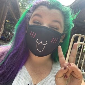 Meet your Posher, Kay